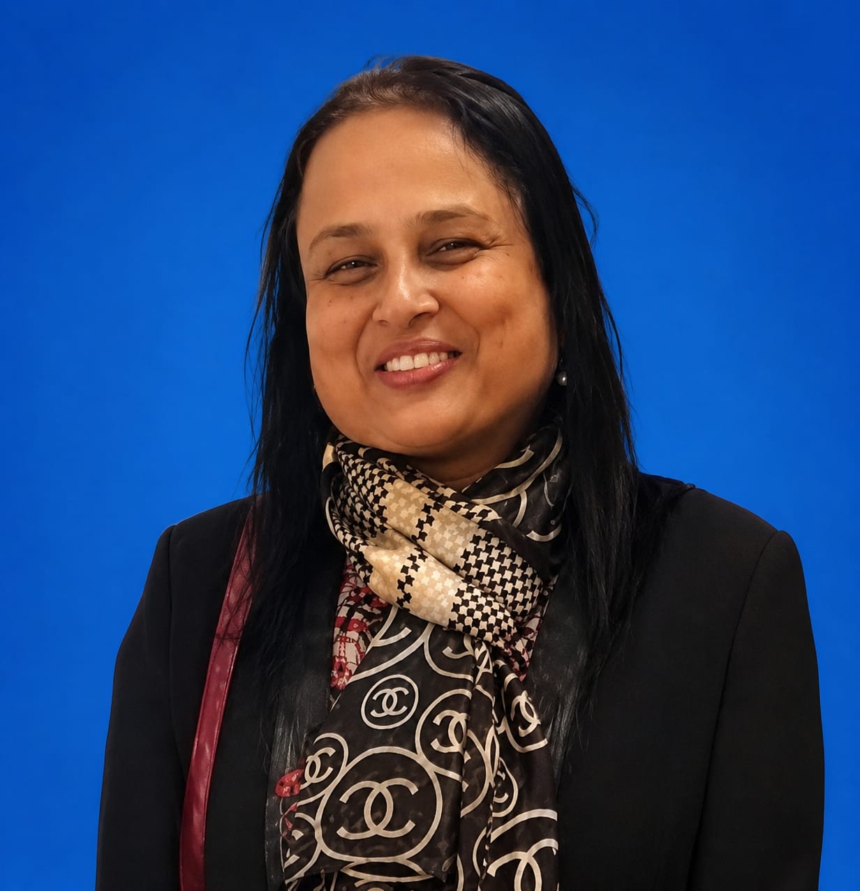 Dr Nandita Divekar